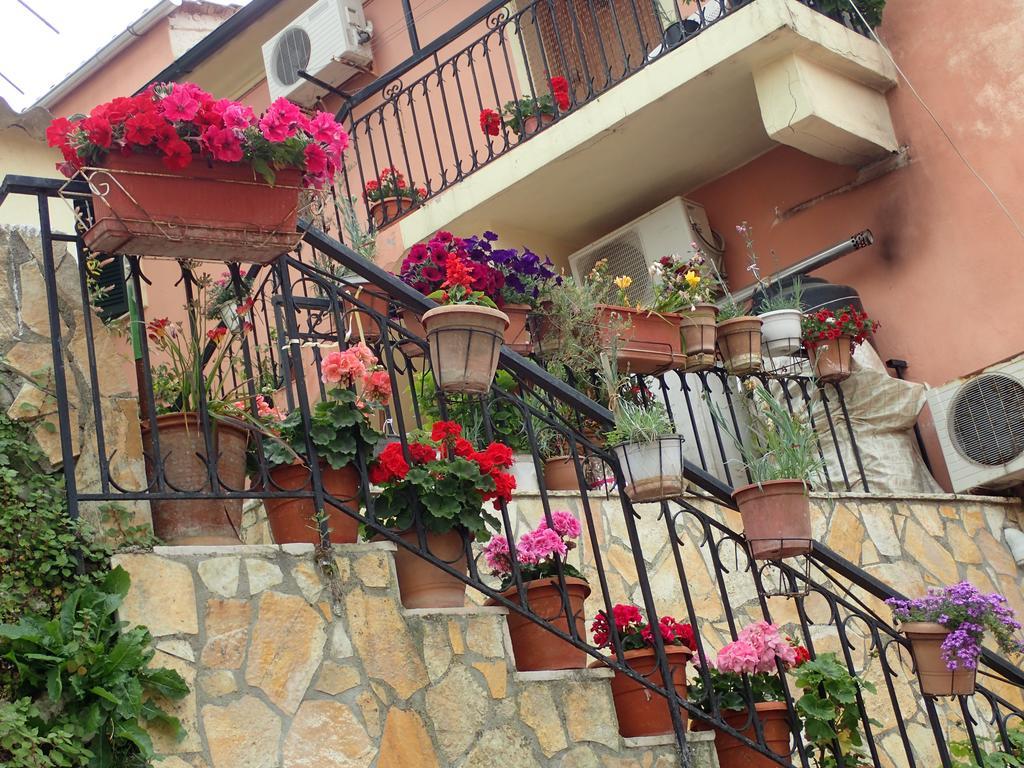 Summer Cottage Σιναράδες Εξωτερικό φωτογραφία